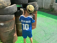 -东湖小天池真人CS彩弹野战基地
