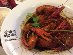 -龙巢盱眙龙虾·牛蛙·烧烤宵夜(八卦岭店)