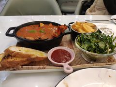 -丽莎沙拉轻食餐厅(国贸店)