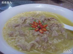 酸汤肥牛-悦隆酒店-中餐厅