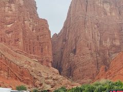 -天山神秘大峡谷