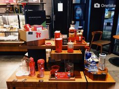 零售区-星巴克(武汉金色港湾店)