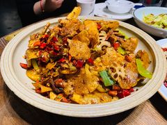 干锅牛蛙-辛香汇(飞洲店)