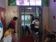 -上海市虹口区青少年活动中心(欧阳路)