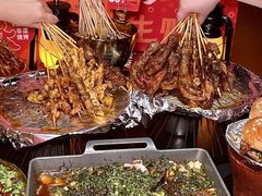 -何师烧烤Pro ·江湖川菜·小龙虾·精酿(太古里旗舰店)