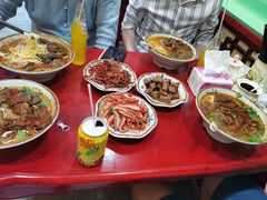 -金杨拉面王小吃面馆·牛三宝面·红烧牛肉粉