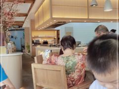 大堂-蜜桃餐厅·伴山(湖滨商业街店)