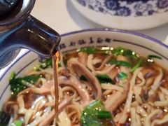 -镇南锅盖面馆(解放路店)