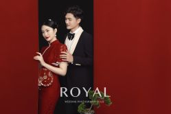 点击看大图 -挪娅婚纱摄影皇家会所