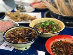 -马路边边串串香(涑河南街店)
