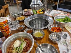 -姜虎东白丁韩国烤肉(吉利大厦店)