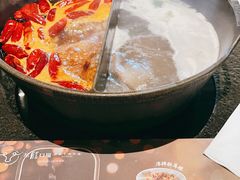 草本鸳鸯锅-盡膳口福跷脚牛肉火锅(晶耀前滩店)
