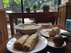 -老前童小吃(北明程路店)