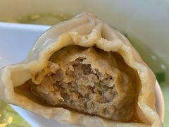 香辣牛肉包-老盛昌(梅陇店)