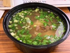 -荀记肉夹馍(三八家乐福店)