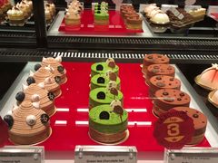 -Salon de The de Joel Robuchon(外滩18号店)