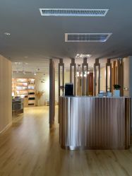 -涂tu指甲日式美甲美睫店