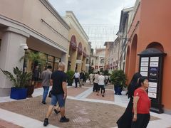 -佛罗伦萨小镇广佛名品奥特莱斯(疏港路店)