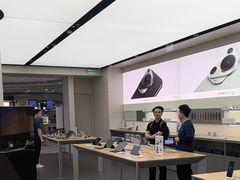 -华为智能生活馆(上海中山公园龙之梦)