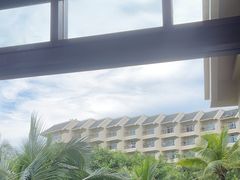 -亚龙湾喜来登·美景台大堂吧