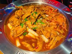 鸡翅煲-胖哥俩肉蟹煲(济南世茂国际广场店)