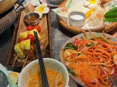 -小小集渔·泰式大排档(太古里香槟店)