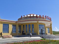 -乌拉盖芍药谷景区