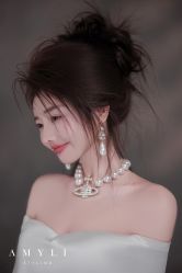 -艾米丽婚纱礼服