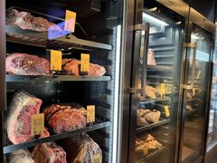 -MONICH牛排融合餐厅(和义大道购物中心店)