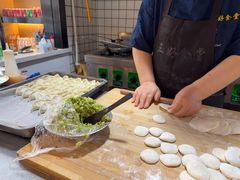 -三好食堂(煎饺·馄饨·肉饼米线·盛世广场店)