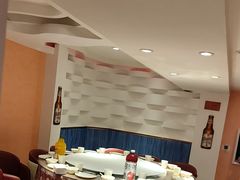 -巴特餐饮6加1音乐餐吧·新疆菜
