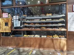 面包甜点陈列柜-护国寺小吃(左家庄店)