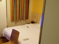 -7天酒店·广州天河公园地铁站店