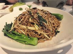 -粤财皇冠假日酒店·彩华轩中餐厅