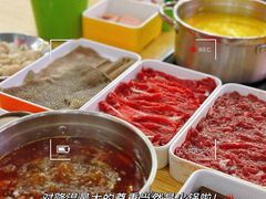-杨老板·海鲜集市火锅·鲜切牛肉(中防万宝店)