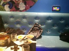 -唯爱KTV聚会餐厅(仙林东城汇店)