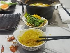 -呷哺呷哺(融创茂店)