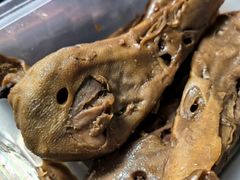 -狗撵鸭(泰山公寓店)