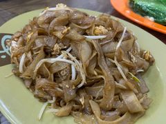 牛肉鸡蛋炒牛河-贞姨美食·老字号海鲜大排档