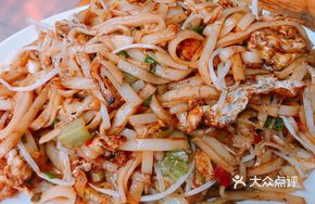Barbecue Pork Fried Rice Noodles
