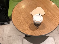 -星巴克臻选(北京银泰店)