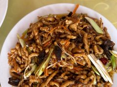 -华龙特色大骨鸡农家菜馆