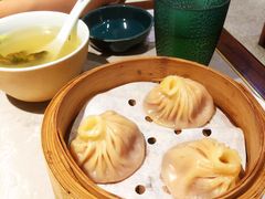 蟹粉小笼-松鹤楼面馆(港汇店)