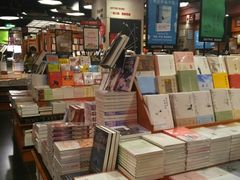 -西西弗书店&矢量咖啡(壹方购物中心店)