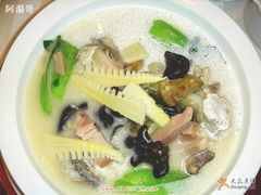 白汤河豚鱼-金太仓宾馆