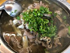 -谢老五跷脚牛肉·非遗传承店