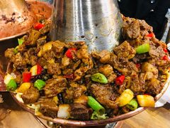 牛腩排骨锅-楚媚娘炭火蛙锅(宽厚里店)
