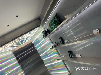 到成都旅游，无意间到晓彤姐姐的奶茶店啦