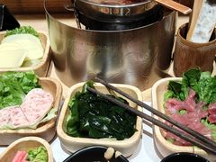 -独食火锅·半米屋台(直营总店)