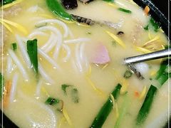 -云海肴·汽锅鸡·云南菜(美罗城店)